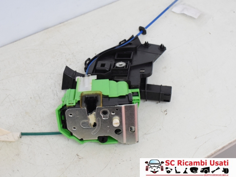 Serratura Posteriore Sinistra Alfa Giulietta 50522879 - 21040 Serratura Posteriore Sinistra Alfa Giulietta 50522879 - 21040