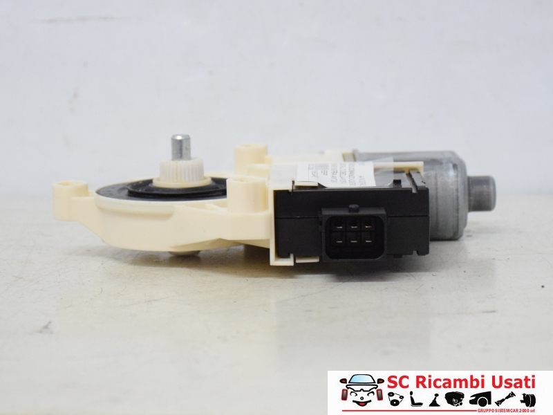 Alzavetro Anteriore Sinistro Jeep Renegade 0130822665 C44132-104 - 21560 Alzavetro Anteriore Sinistro Jeep Renegade 0130822665 C44132-104 - 21560