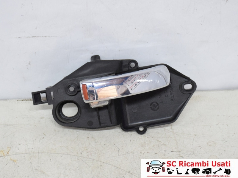 MANIGLIA INTERNA ANTERIORE DESTRA FIAT 500 Serie 71749972 (07>14)