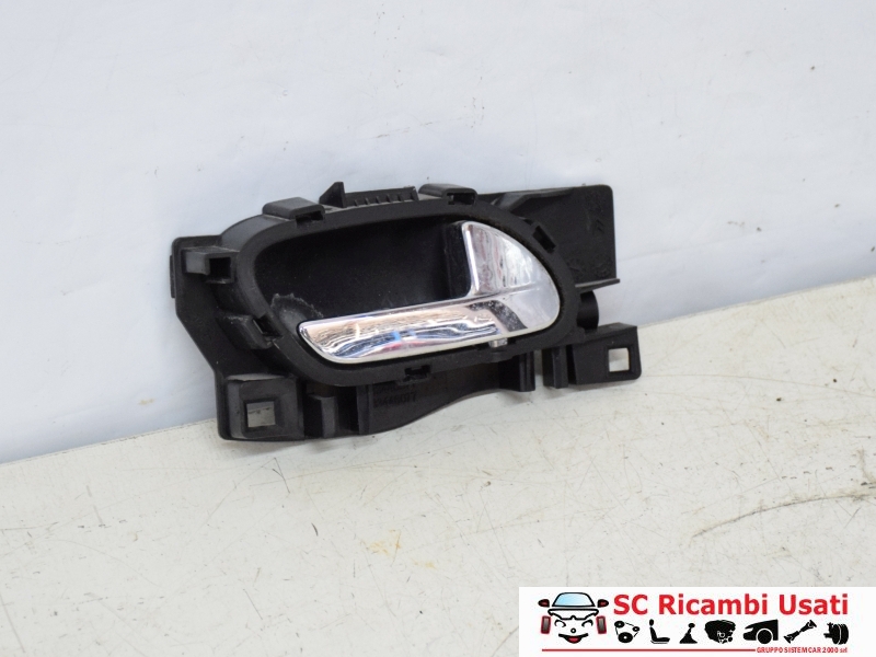 Maniglia Interna Porta Destra Peugeot 5008 9683446577 - 25055 Maniglia Interna Porta Destra Peugeot 5008 9683446577 - 25055