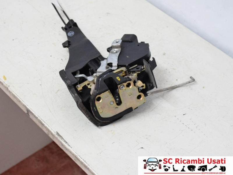 SERRATURA POSTERIORE SINISTRA TOYOTA Rav4 4° Serie 6934042060 (05>09)