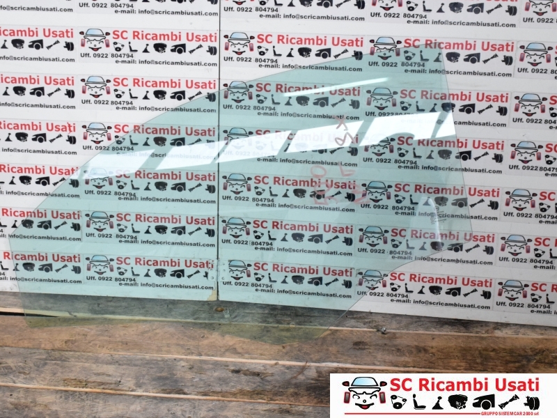 Vetro Sinistro Fiat 500 - 18012 Vetro Sinistro Fiat 500 - 18012