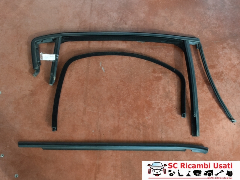 Guarnizione Porta Posteriore Destra Alfa Giulietta 50509900 50521069 - 21222