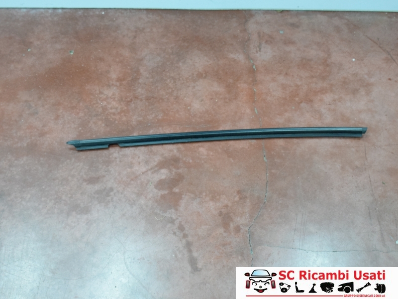 Raschiavetro Porta Destra Fiat Abarth 124 Spider 6000621471 6000635221 - 21392