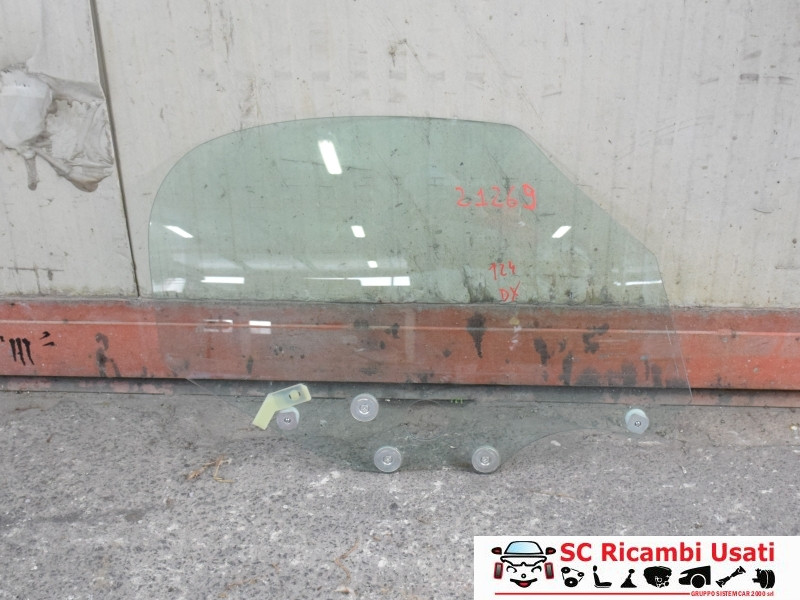 VETRO SCENDENTE ANTERIORE DESTRO FIAT 124 Spider Serie (348) (16>)