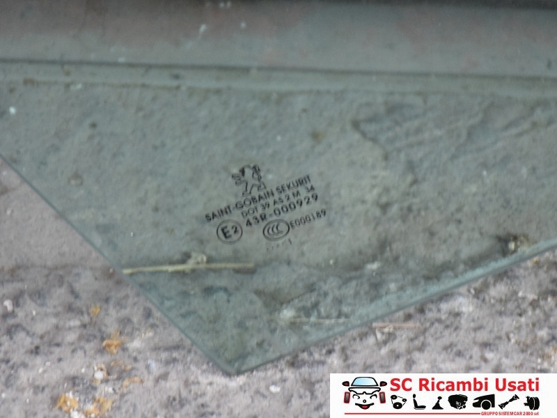 VETRO SCENDENTE ANTERIORE DESTRO PEUGEOT 5008 1° Serie 9806046580 (09>)