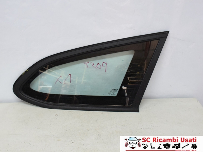 VETRO FISSO POSTERIORE DX VOLVO V60 1° Serie 31218019 (10>18)