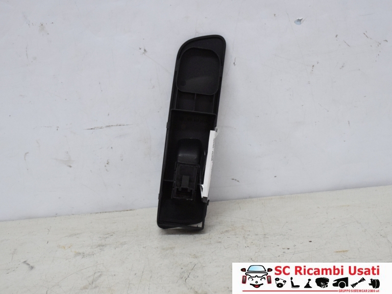 Pulsantiera Alzavetro Anteriore Destra Tiguan 5N1867256A - 22450 Pulsantiera Alzavetro Anteriore Destra Tiguan 5N1867256A - 22450