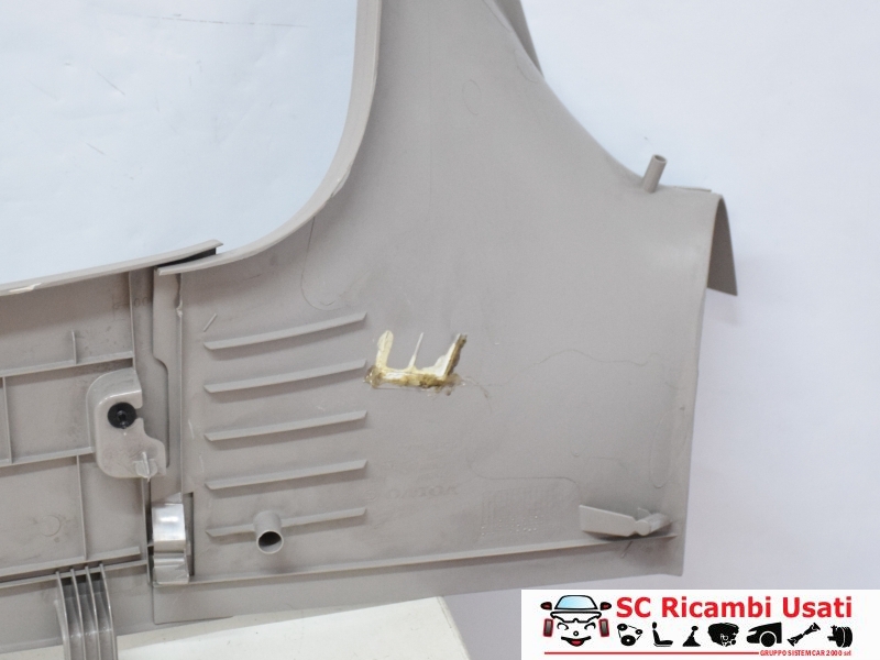 Rivestimento Montante Posteriore Volvo V60 31102011 - 22658