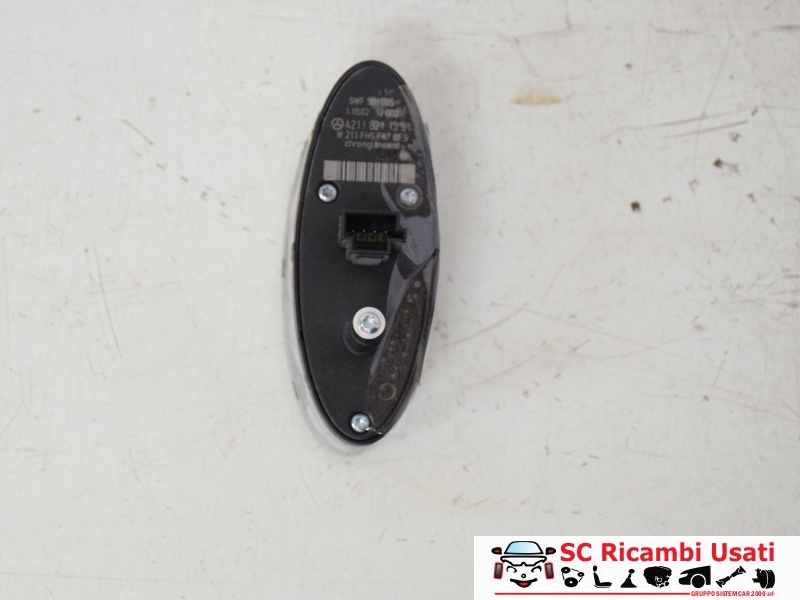 Pulsantiera Alzavetro Anteriore Dx Classe E A2118211351 - 22849