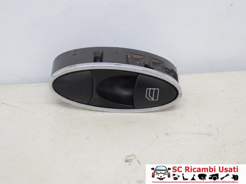Pulsantiera Alzavetro Posteriore Classe E W211 A2118218651 - 22850
