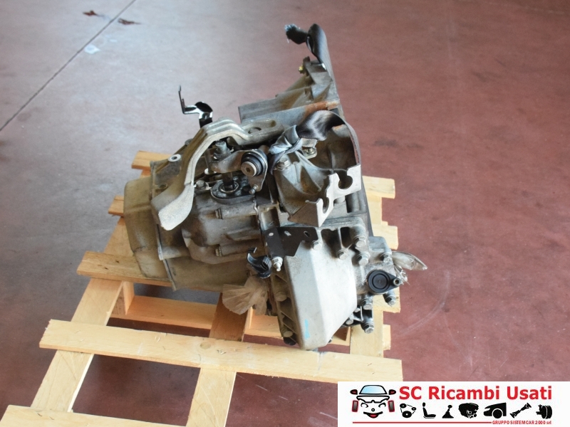 Cambio Manuale Lancia Phedra 2.2 Jtd 4HW Cambio Manuale Lancia Phedra 2.2 Jtd 4HW