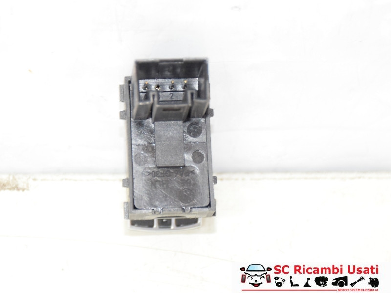PULSANTE ALZAVETRO POSTERIORE DESTRO VOLKSWAGEN Tiguan 2° Serie 5K0959855 (11>15)