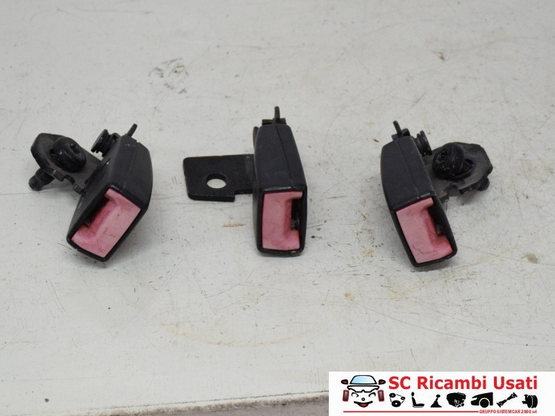AGGANCIO CINTURA DI SICUREZZA POSTERIORE OPEL Corsa D 5P 1° Serie 13225290 (06>)