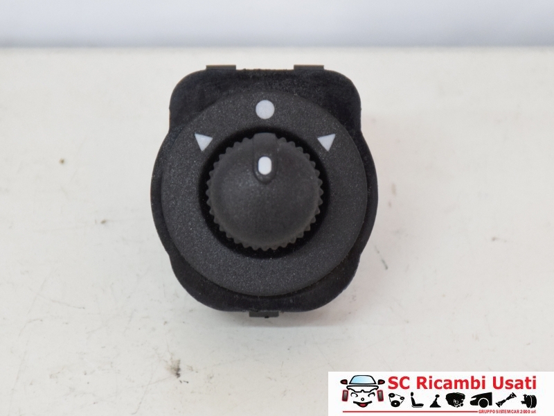 Pulsantiera Comando Regolazione Specchi New Panda - 14192 Pulsantiera Comando Regolazione Specchi New Panda - 14192