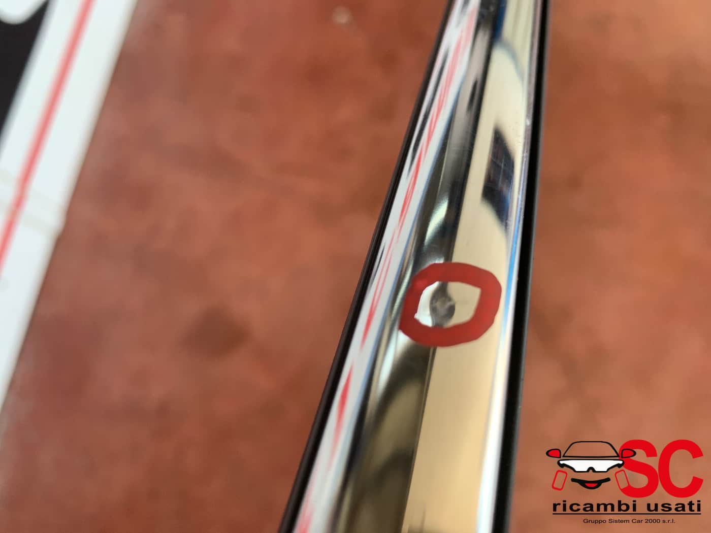 Guarnizione Vetro Porta Posteriore Destra Clio 4 - 18625 Guarnizione Vetro Porta Posteriore Destra Clio 4 - 18625