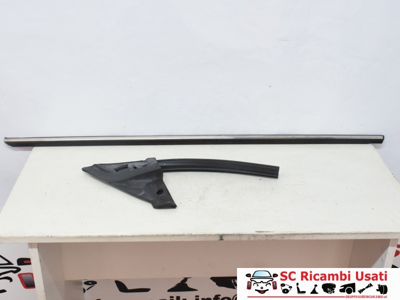 Raschiavetro Porta Destra Alfa Romeo Mito 50511586 - 23046 Raschiavetro Porta Destra Alfa Romeo Mito 50511586 - 23046