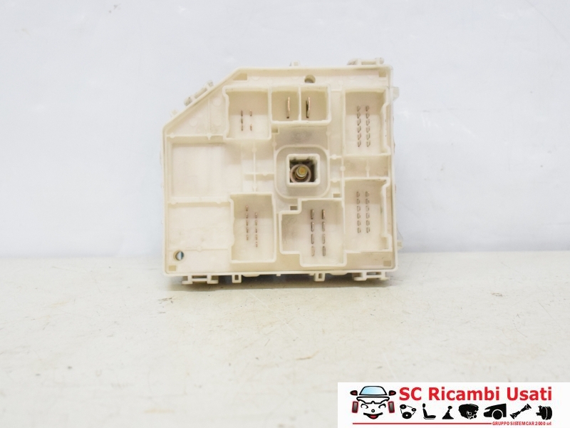 Centralina Portafusibili Toyota Rav 4 8272142040 - 24126