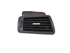 BOCCHETTA ARIA CRUSCOTTO SX LANCIA Phedra 1° Serie 1484109077 (02>10)