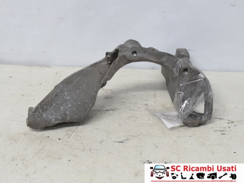 Supporto Compressore Clima Renault Scenic 3 1.6 147177968R - 18875 Supporto Compressore Clima Renault Scenic 3 1.6 147177968R - 18875