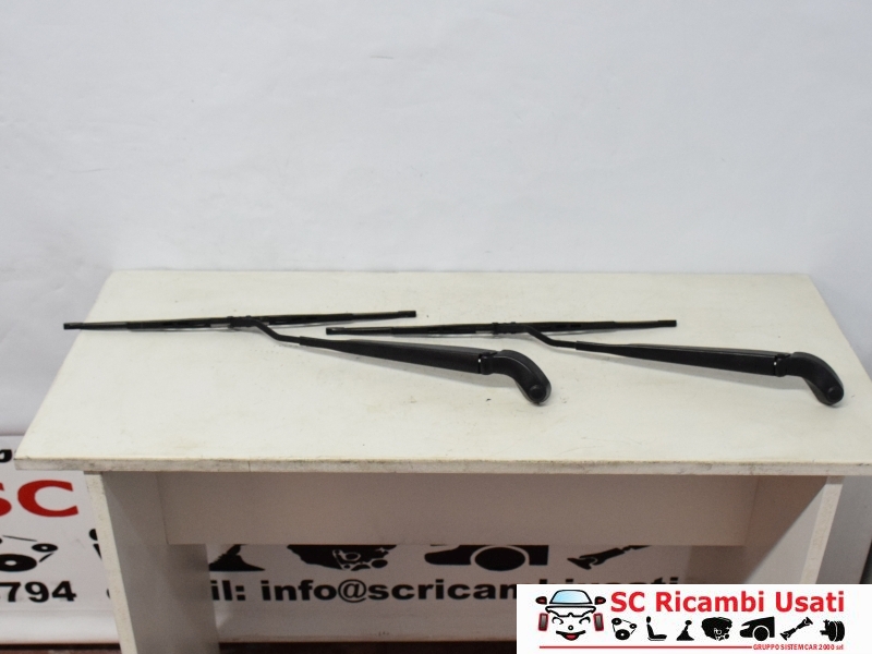 Bracci Tergicristallo Anteriore Mini Cooper R57 - 19142 Bracci Tergicristallo Anteriore Mini Cooper R57 - 19142