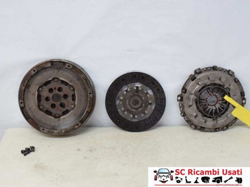 Kit Frizione E Volano Ds4 1.6 Hdi 9814068080 9678013980 - 20718 Kit Frizione E Volano Ds4 1.6 Hdi 9814068080 9678013980 - 20718