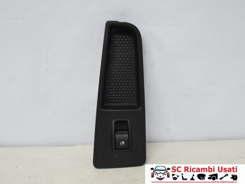 PULSANTE ALZAVETRO POSTERIORE DESTRO LANCIA Delta 3° Serie 735474939 (08>11)