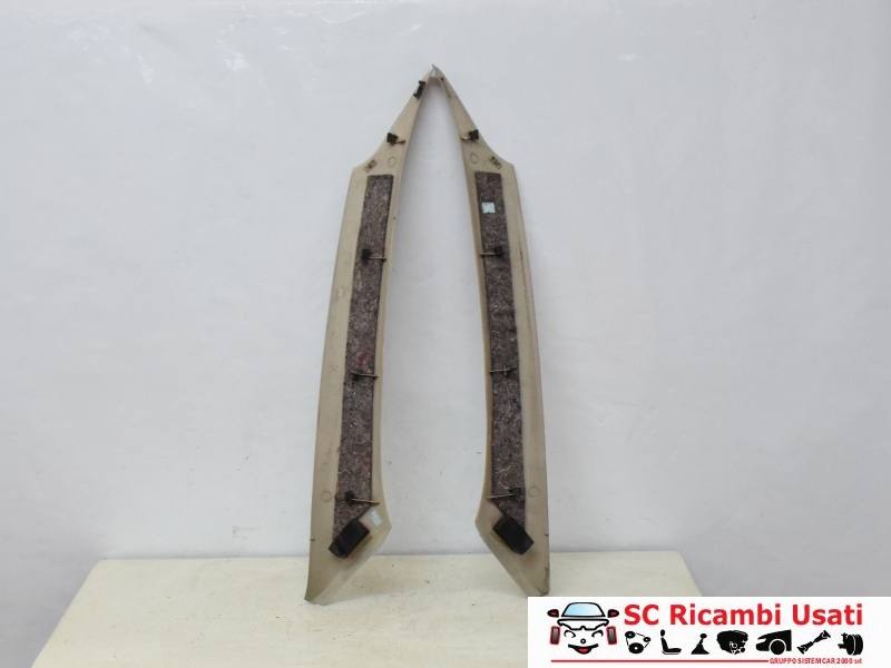 Rivestimento Montante Land Rover Freelander MT2543A MT2543B - 22123 Rivestimento Montante Land Rover Freelander MT2543A MT2543B - 22123