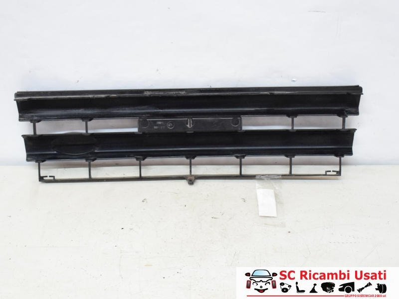 Griglia Anteriore Land Rover Freelander AWR1496 - 22161 Griglia Anteriore Land Rover Freelander AWR1496 - 22161