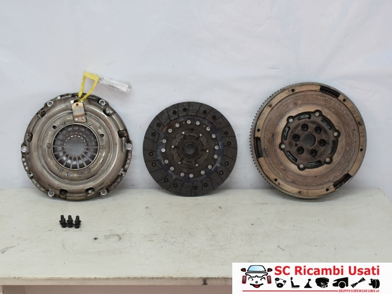 Kit Frizione E Volano Volvo V60 1.6 Diesel 124077810 - 22503