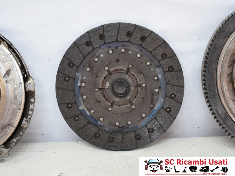 Kit Frizione E Volano Volvo V60 1.6 Diesel 124077810 - 22503