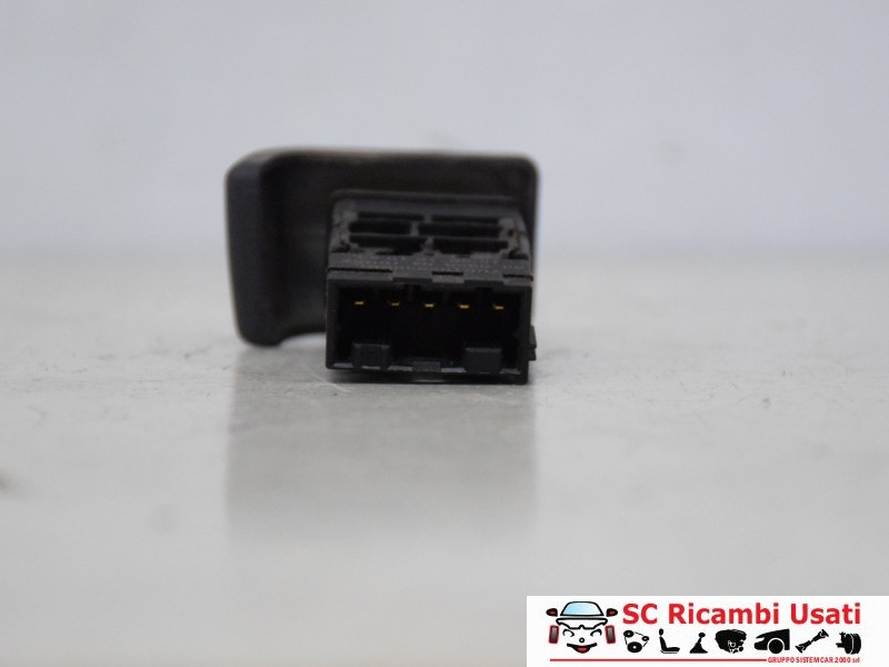 PULSANTE TERGILUNOTTO POSTERIORE LAND ROVER Freelander 1° Serie YUG102230KML (98>03)