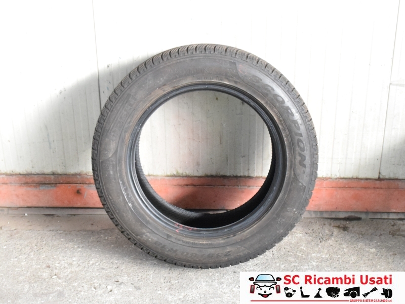 Gomma Pirelli Scorpion 235/60/18 - 28662 Gomma Pirelli Scorpion 235/60/18 - 28662