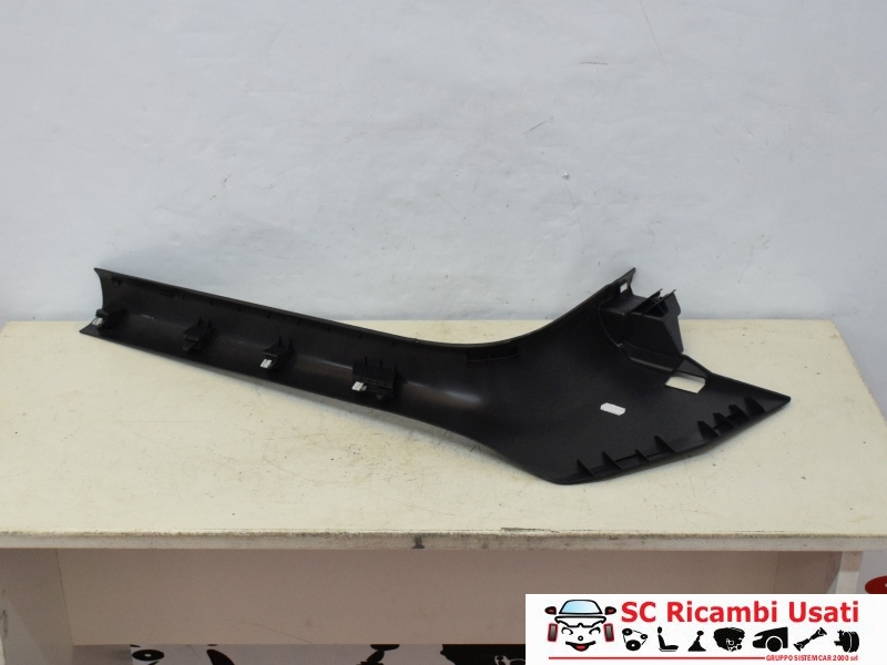 Battitacco Anteriore Destro Audi Q2 81B867272 - 25997