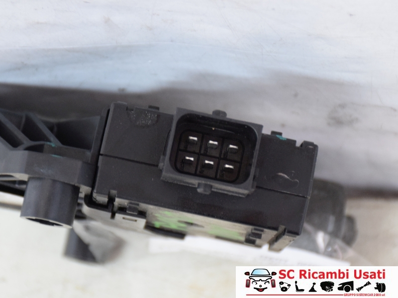 Alzavetro Posteriore Destro Alfa Romeo Giulia 71779158 - 30605