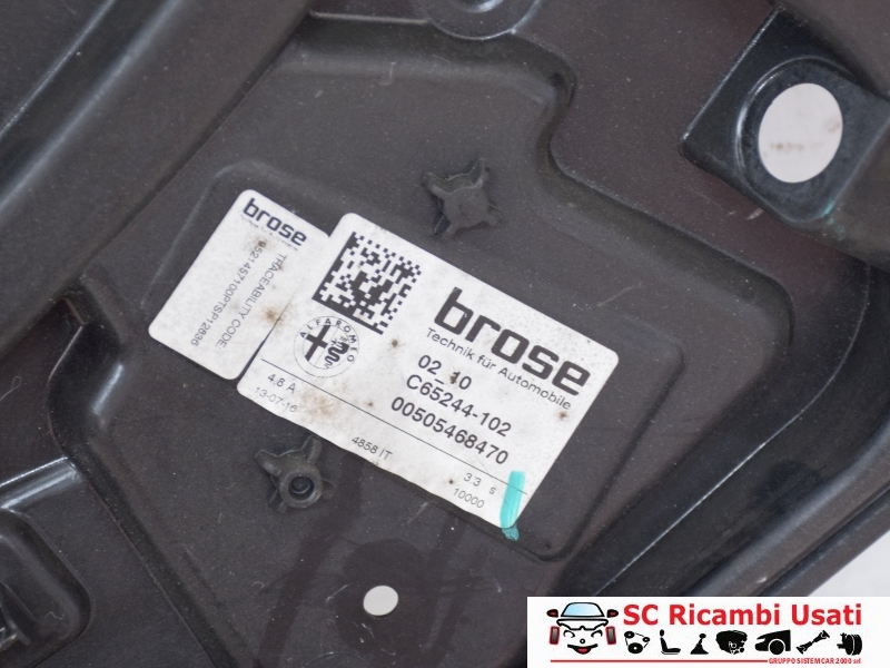 Alzavetro Posteriore Destro Alfa Romeo Giulia 50546847 - 30744 Alzavetro Posteriore Destro Alfa Romeo Giulia 50546847 - 30744