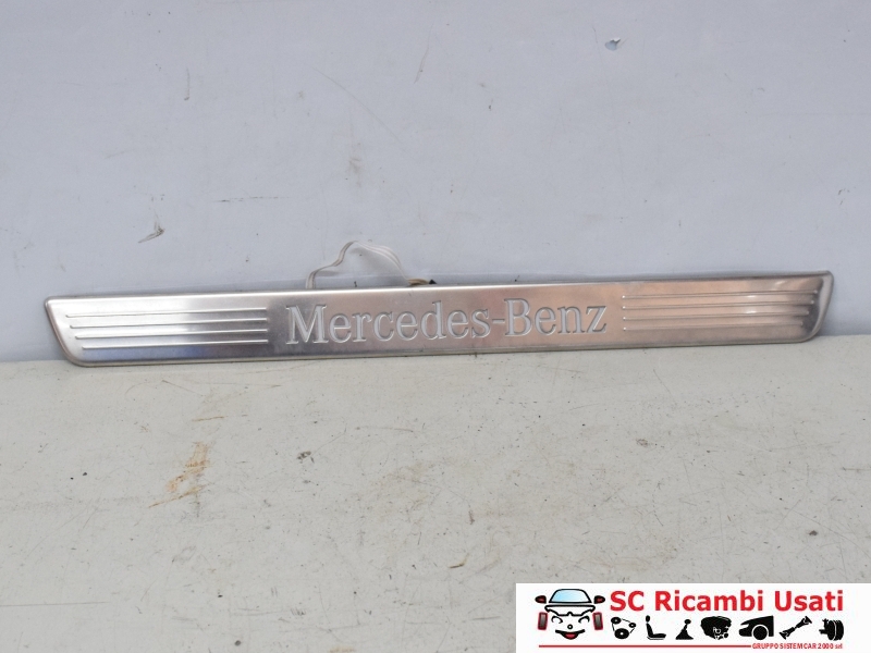Modanatura Battitacco Mercedes Classe A W176 Amg A2466800535 A17668004 Modanatura Battitacco Mercedes Classe A W176 Amg A2466800535 A17668004