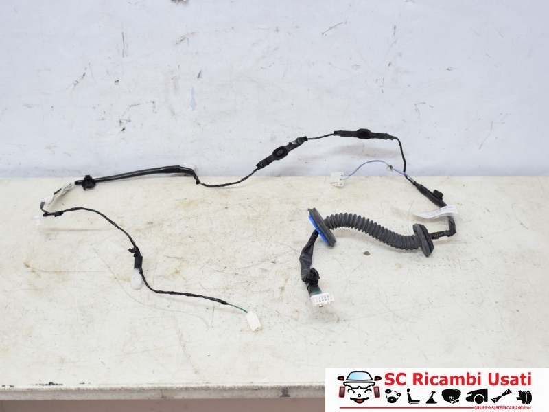 Cablaggio Porta Posteriore Destra Suzuki Baleno 36751M68P00 - 31348 Cablaggio Porta Posteriore Destra Suzuki Baleno 36751M68P00 - 31348