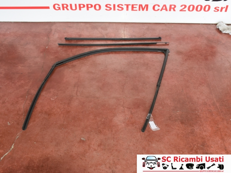 Guarnizione Porta Anteriore Sinistra Suzuki Baleno  - 31359