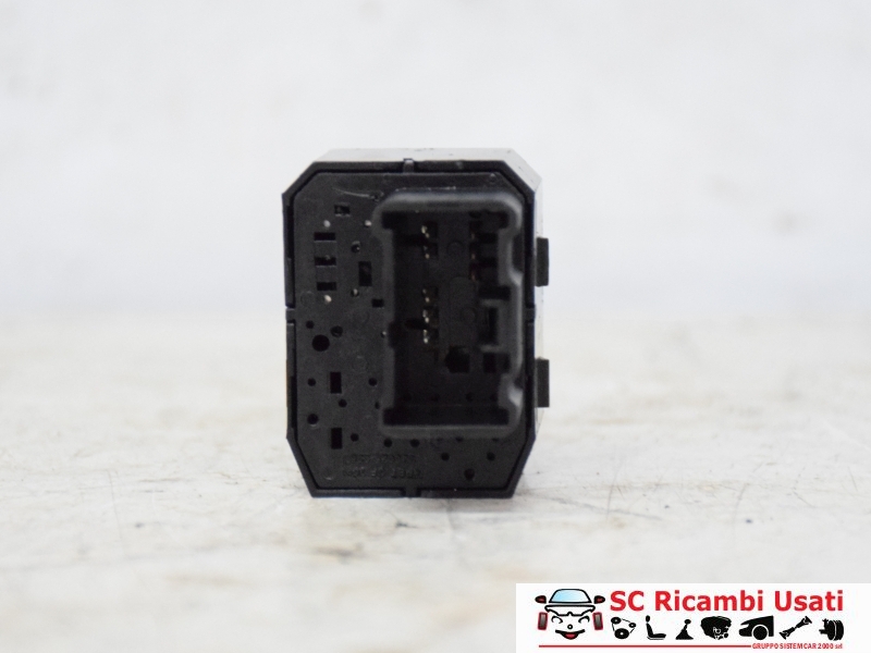 Pulsante Specchietti Retrovisori Suzuki Baleno S25025008 - 31374 Pulsante Specchietti Retrovisori Suzuki Baleno S25025008 - 31374