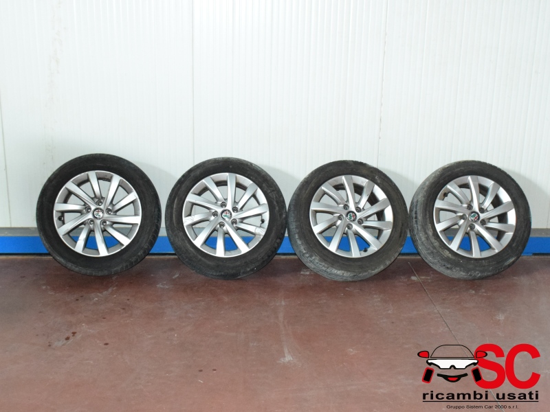 Cerchi In Lega R16 Alfa Romeo Giulietta 156102131 Cerchi In Lega R16 Alfa Romeo Giulietta 156102131