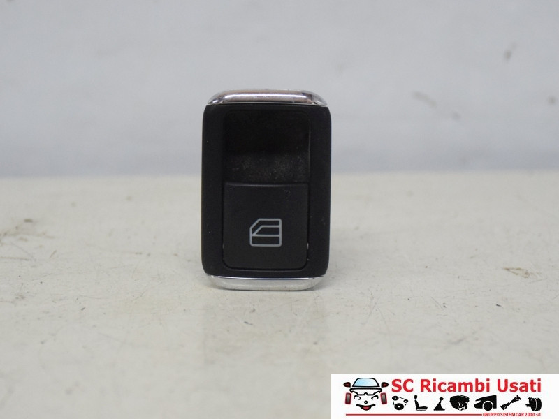 PULSANTE ALZAVETRO POSTERIORE DESTRO MERCEDES Classe C Berlina W204 A2048700451 (07>)