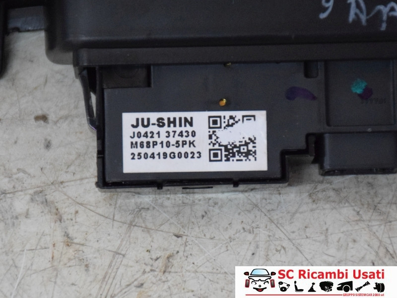 37430M68P10 37430M68P10 PULSANTE QUATTRO 4 FRECCE SUZUKI Baleno Serie benzina