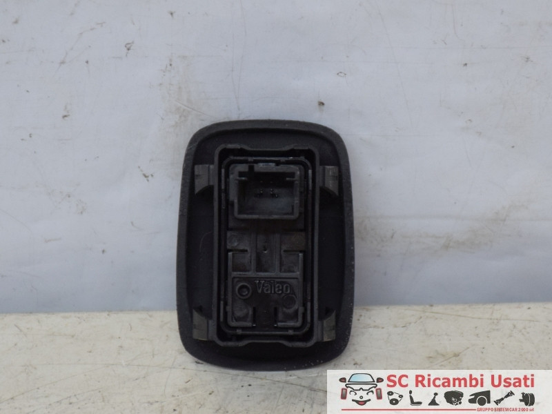 PULSANTE ALZAVETRO POSTERIORE DESTRO CITROEN C3 2° Serie 96548609 (05>10)