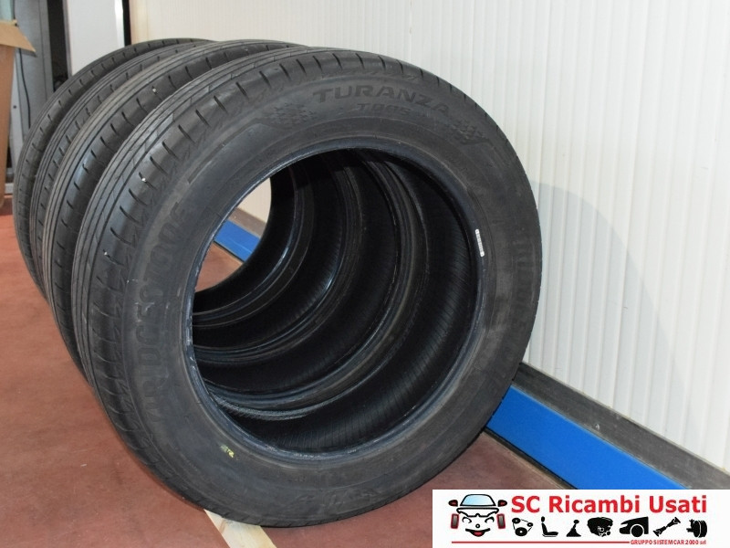 4 PNEUMATICI BRIDGESTONE 215/60 R17 215/60