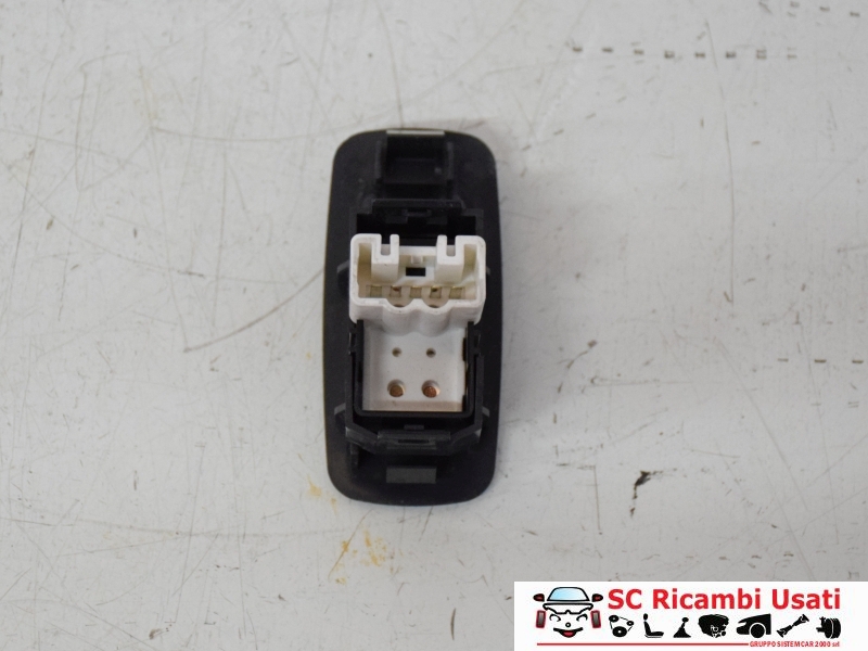 Pulsante Alzavetro Posteriore Toyota Rav 4 - 24054 Pulsante Alzavetro Posteriore Toyota Rav 4 - 24054