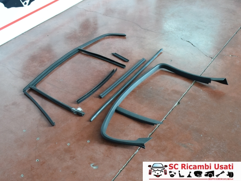 Guarnizione Posteriore Sinistra Bmw Serie 3 7060257 - 24332