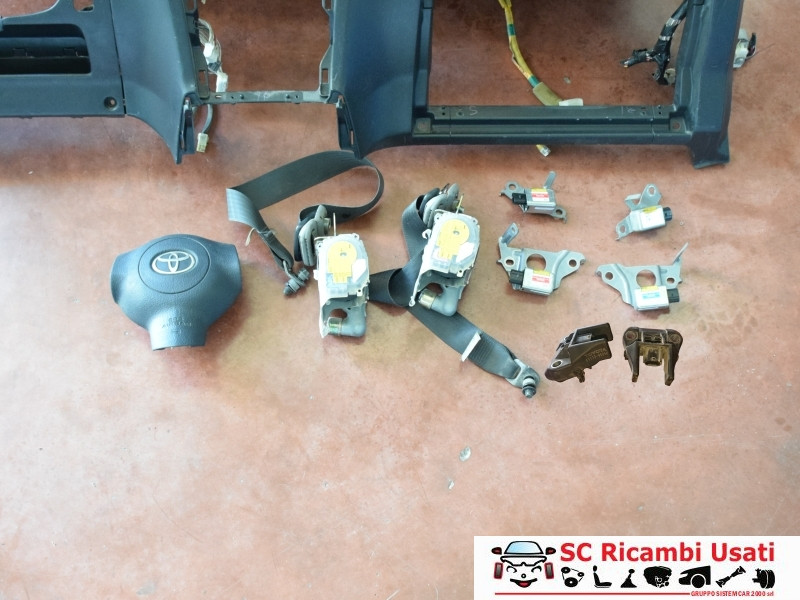 4513042250C0 KIT AIRBAG SEMICOMPLETO TOYOTA Rav4 4° Serie diesel
