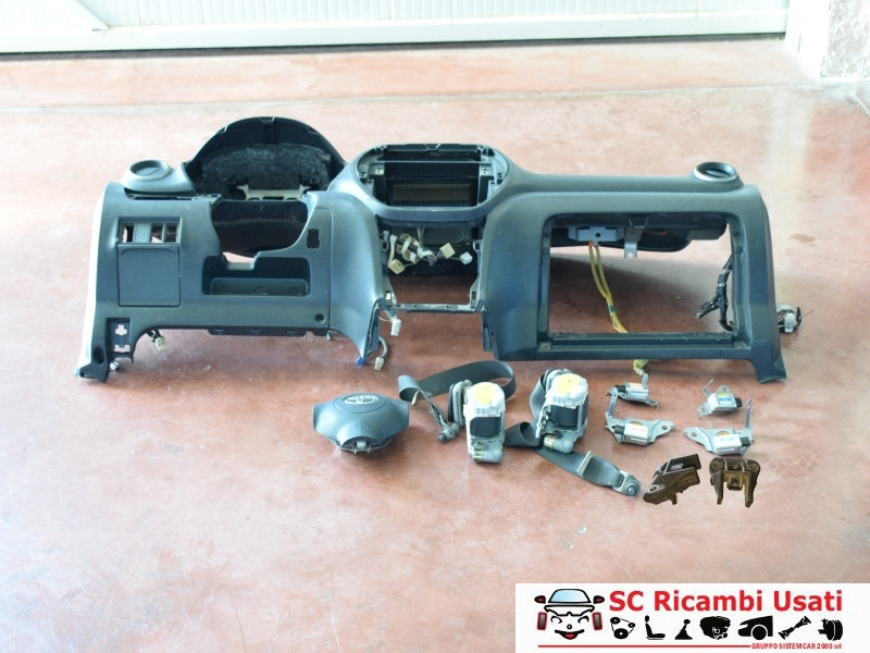 4513042250C0 KIT AIRBAG SEMICOMPLETO TOYOTA Rav4 4° Serie diesel