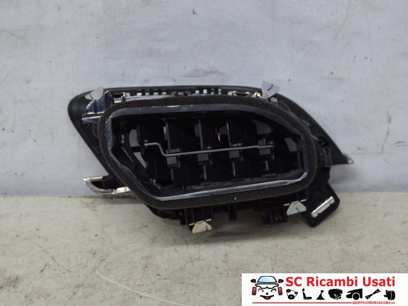 BOCCHETTA ARIA CRUSCOTTO SX OPEL Corsa F Serie 39198541 (19>)